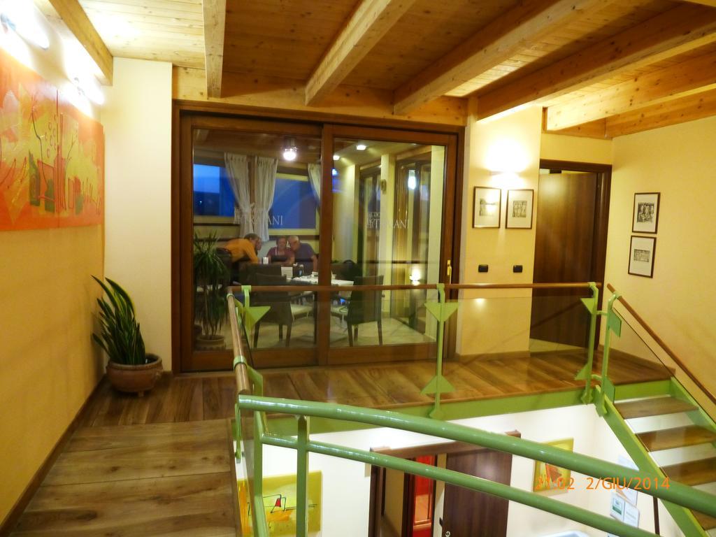 B&B Domus Traiani Benevento Exterior photo