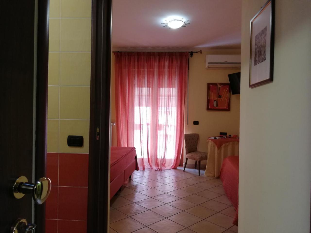 B&B Domus Traiani Benevento Exterior photo
